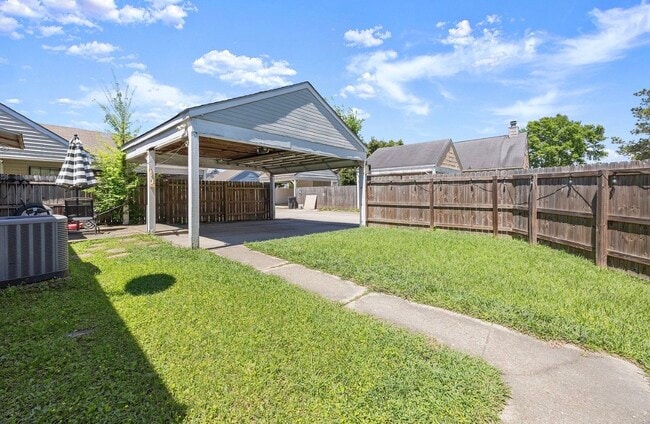 Photo - 15558 Riverdale Ave E