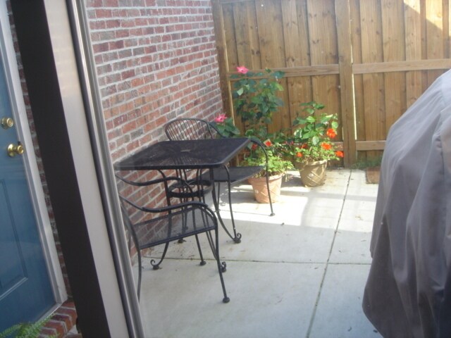 Photo - Independence South Brick Townhouse Community next to Golf Course w/ Patio, Nice Master, Vaulted C...