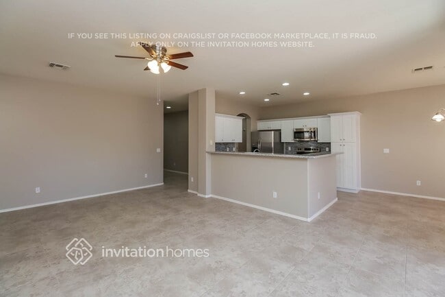 Photo - 155 E Canary Ct