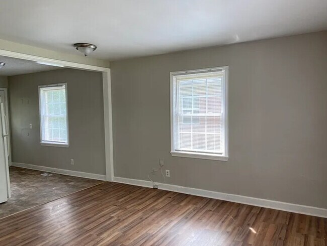 Photo - 2613 Remington St