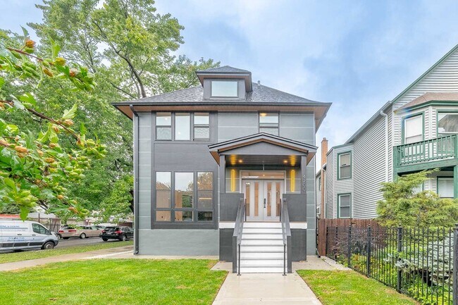 Photo - 4200 N Monticello Ave