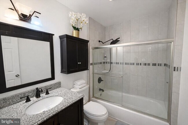 Photo - 1045 Quinton Ave