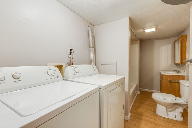 Photo - 2013 Gregory St Unit 1