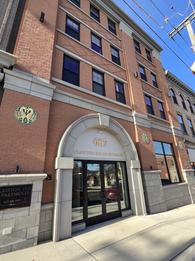 Photo - Clairton Inn Apartments