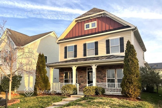 Photo - 1012 Crinoline Ln