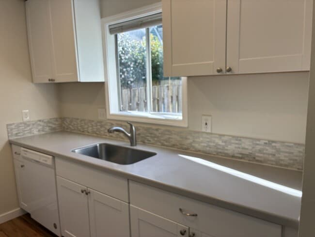 Photo - Lombard Unit 5555