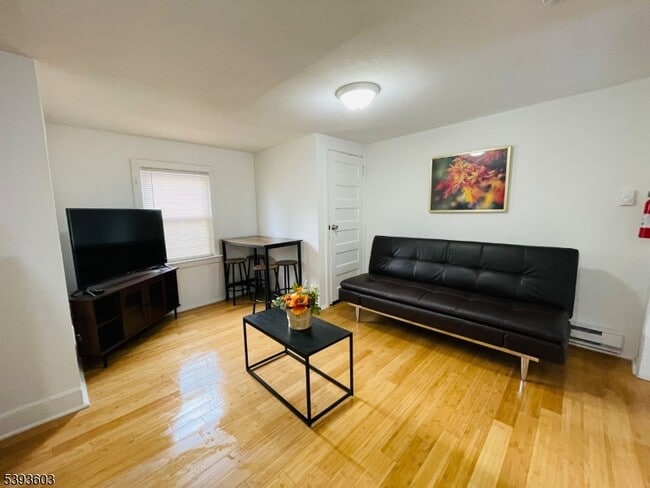 Photo - 169 Hillside Ave Unit 3