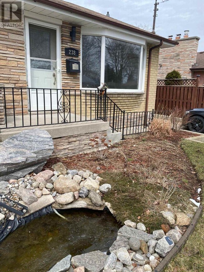 Photo - 238 Burnside Dr