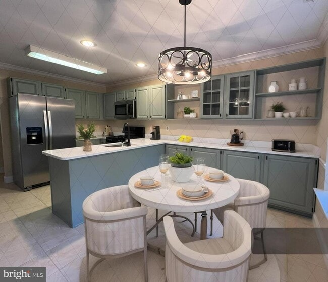 Photo - 243 Copper Beech Dr