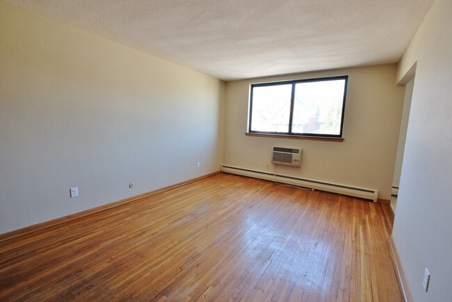 Photo - Randolph Apartments | 1172