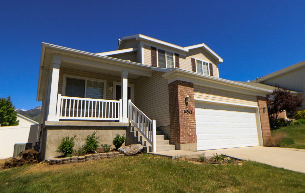 Street view - 14343 S Bridgefield Dr (Draper, UT)