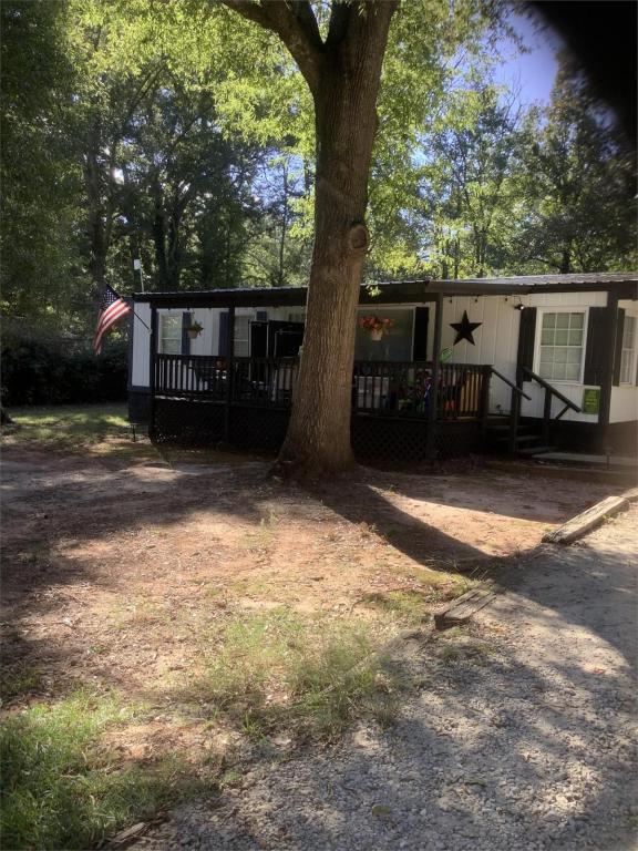 Building Photo - 102 Pine St