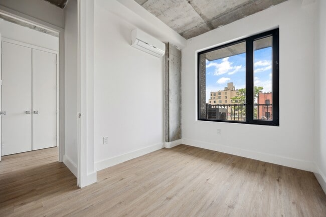 815-823 Flatbush Ave