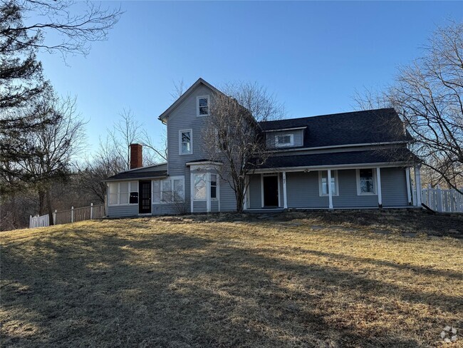 Building Photo - 107 Ridgebury Rd Rental