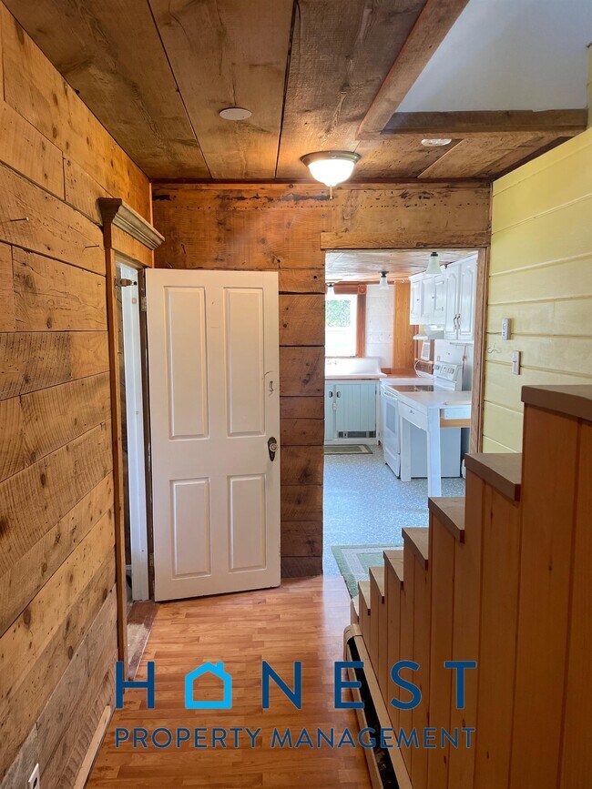 Photo - 33 Blake Farm Rd