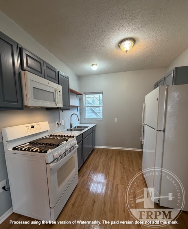 Building Photo - 1879 N Main St Unit 1S