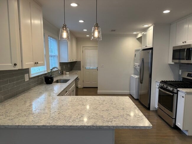 Photo - 36 Springfield St