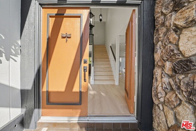 Photo - 243 Blanquita Way