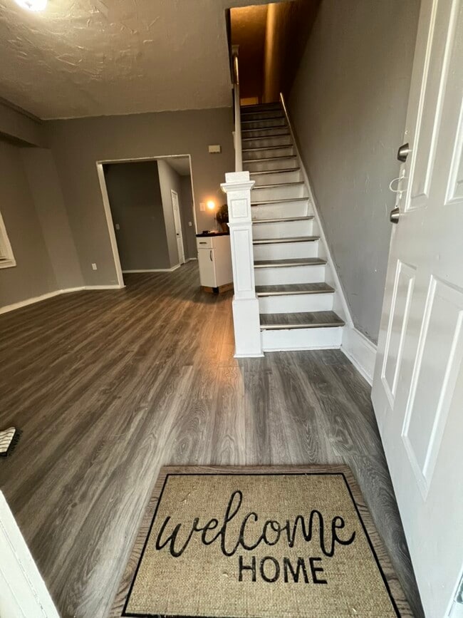 Photo - 1828 Reverend J J Walters Ave