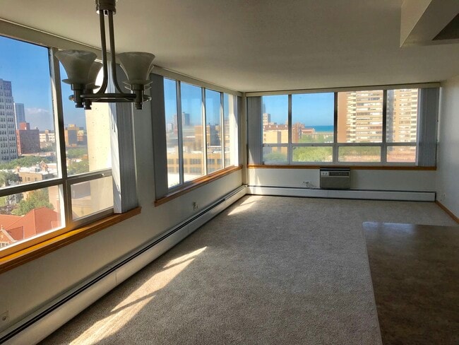 Photo - 6171 N Sheridan Rd Unit 1001