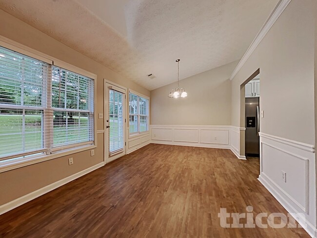 Photo - 35 Crooked Creek Dr