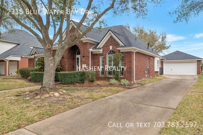 Photo - 2315 Blue Water Bay Dr