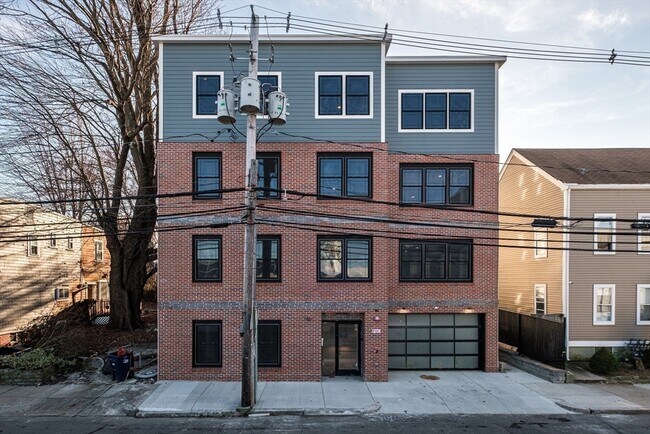 Photo - 117 Addison St Unidad #1