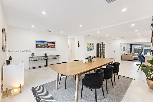 Photo - 228 SW 25th Rd