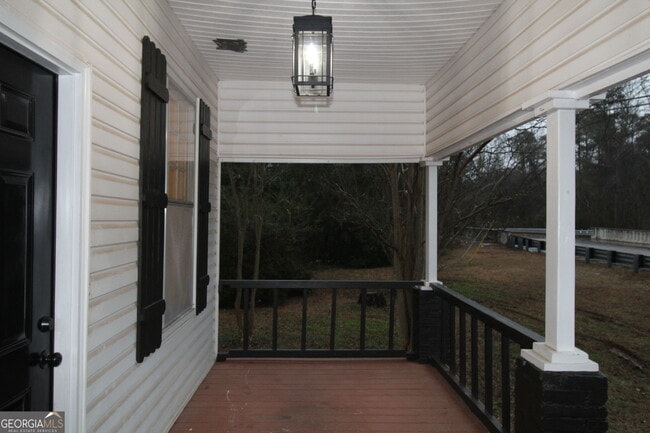 Photo - 402 Jefferson St
