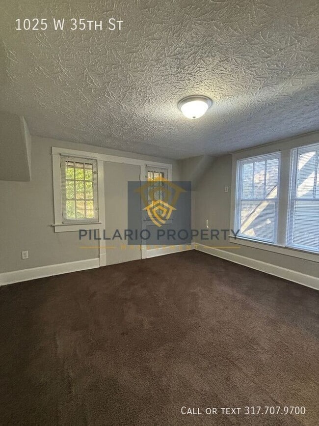 Photo - 1025 W 35th St