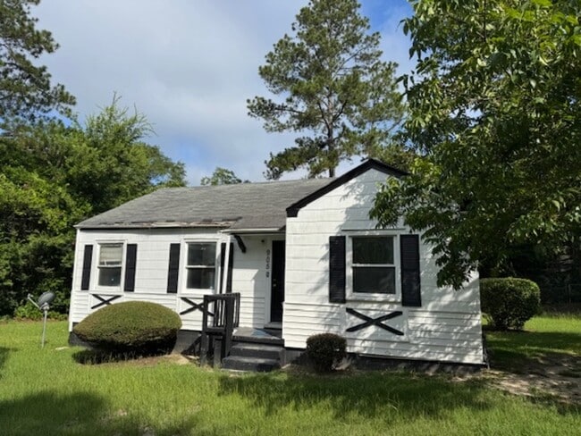 Building Photo - 905 Quinlan Dr Rental