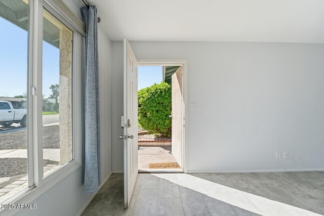 Photo - 1644 E Broadmor Dr