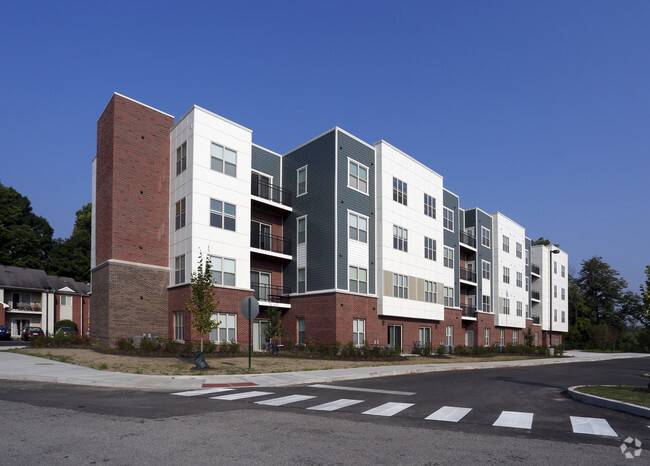 The Overlook at Riverdale- Marian University - The Overlook at Riverdale- Marian University Apartments