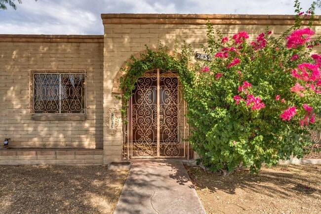 Photo - Spacious Tucson Rental Home with Pool & Mo...
