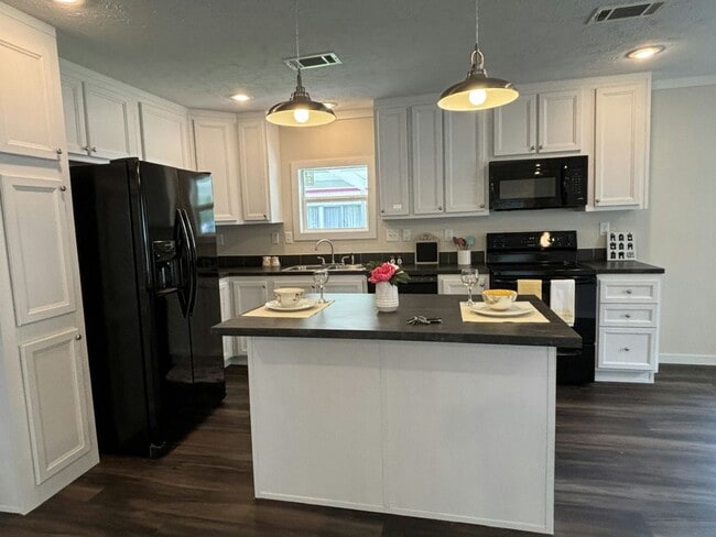 Photo - 2263 NW 48th Avenue Rd