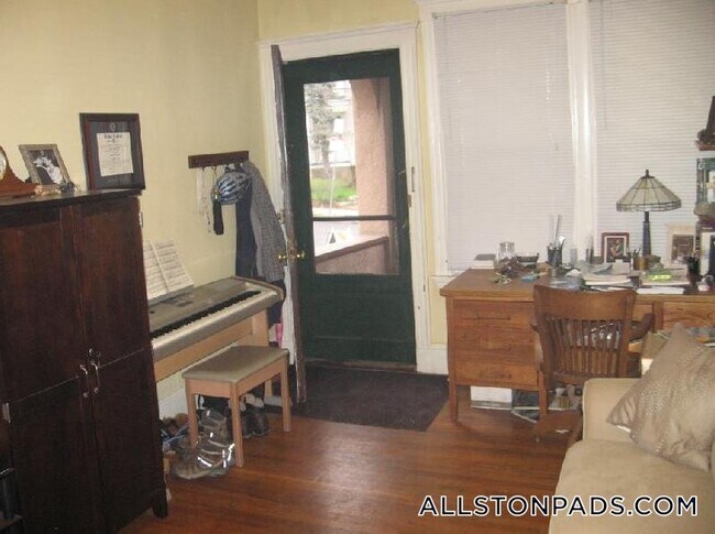 Photo - 42 Long Ave Apartamento Unidad 2