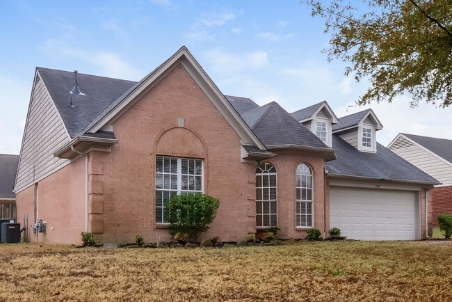 Photo - 2885 Rutherford Dr