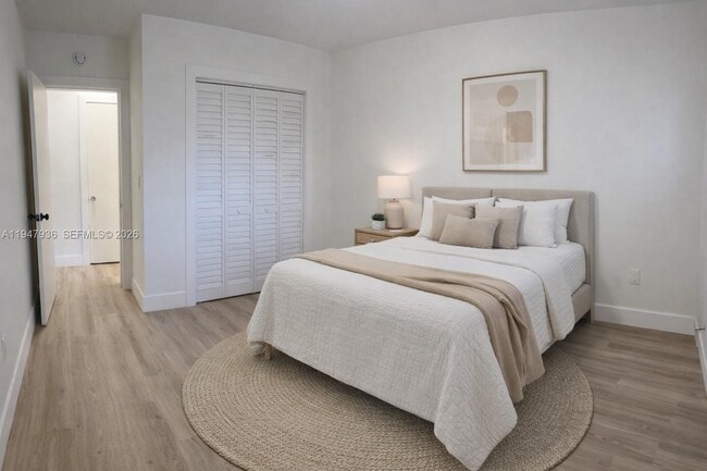 Photo - 791 SW 64th Ave Unit 5