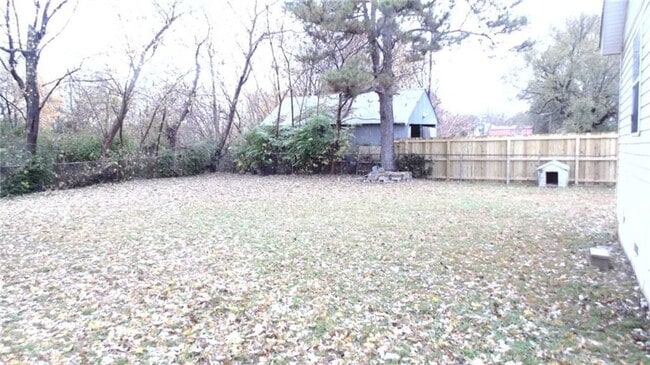 Photo - Available May 1st! 3-Bedroom, 2-Bathroom Home in downtown Springdale!