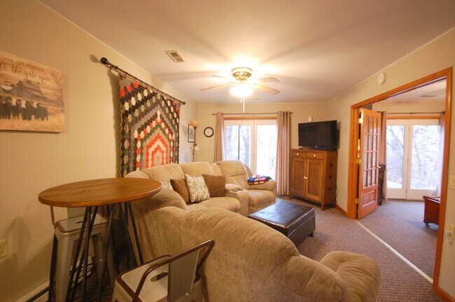 AirBnB 216th Drive - AirBnB 216th Drive House