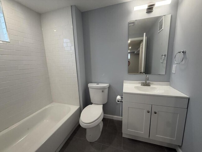 Photo - 9613 Harding Ave