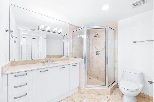 Photo - 2030 S Douglas Rd Unit 807