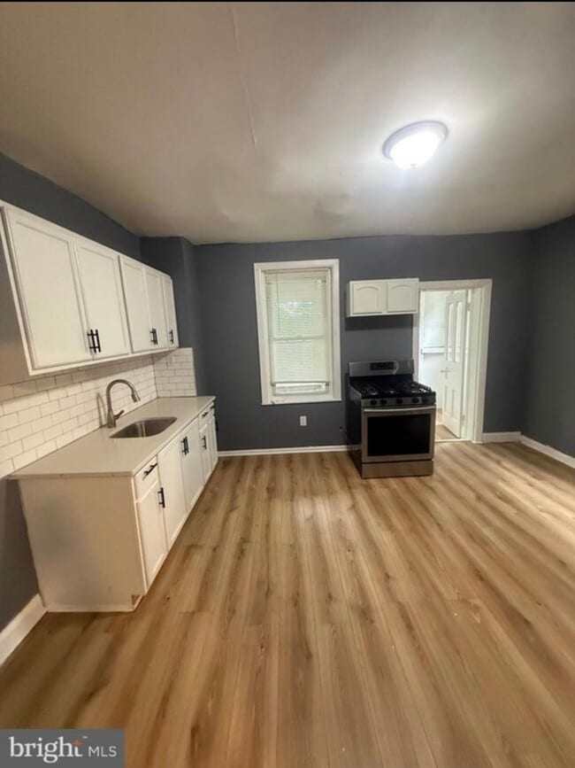 Photo - Newly Renovated 3 Bed, 1 bath for rent
