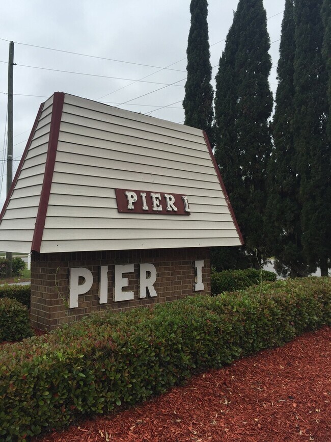 Photo - Cute 2 Bedroom Unit at Pier One