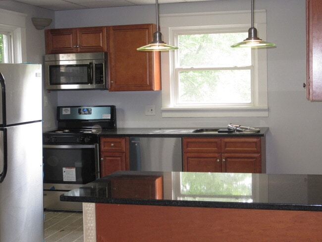 Photo - Updated 2 Bedroom 1.5 Bath in Pleasant Ridge