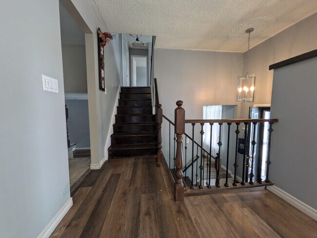 Photo - 98 Glendale Rd