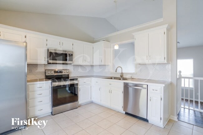 Photo - 11108 N Lewis Ave