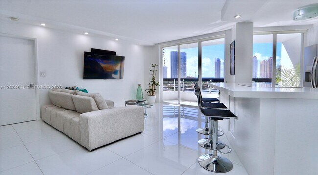 Photo - 3600 Mystic Pointe Dr Unit 1115