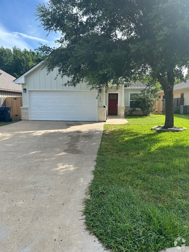 Building Photo - 1594 Wimberly Pl Rental