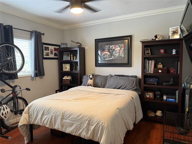 Photo - 924 SE 2nd St Unit 17